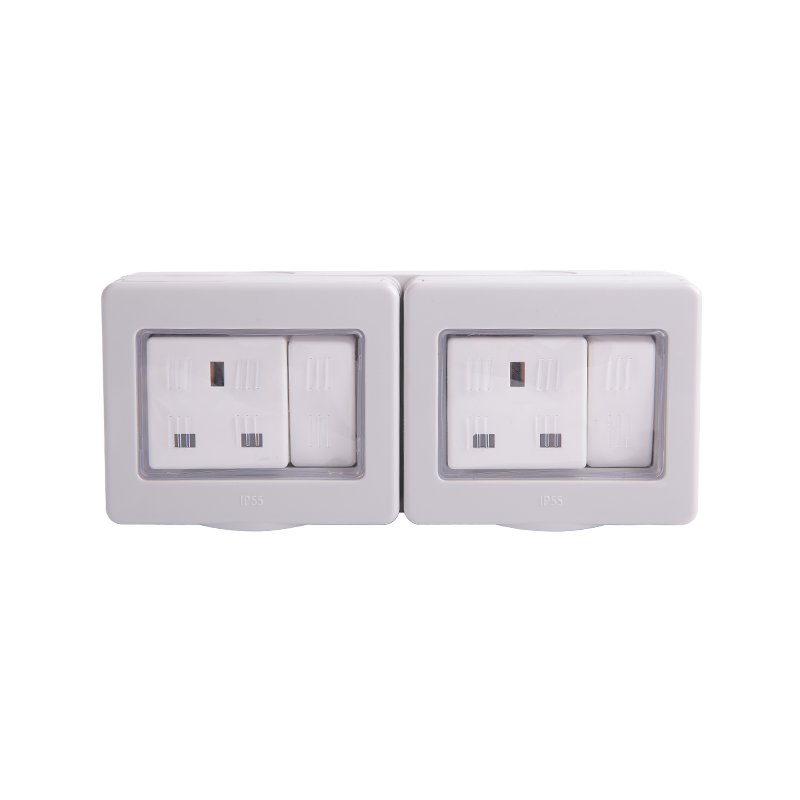 2 x 13A Gang Switch Socket Étanche HK4213-WP